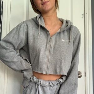 Cropped Grey Nike hooded zip up, size S